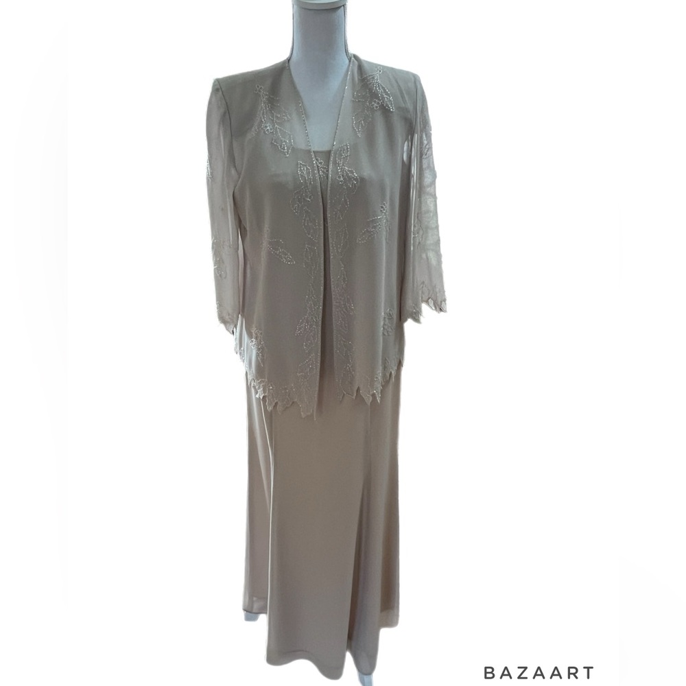 🔥🔥Karen Miller 2 Piece Partial Beaded Gown and Jacket Size 10 Beige - Picture 1 of 8